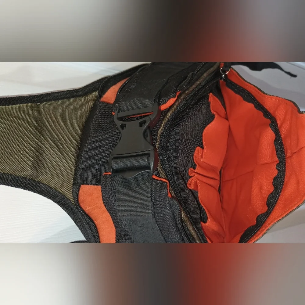 Camera bag MINT Condition! Summer vacay ready for your great trips! ❤️💋🔥